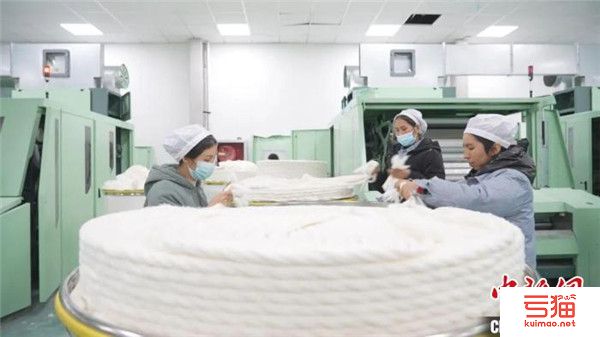 新疆阿瓦提县纺织企业生产忙 奋战龙年“开门红”